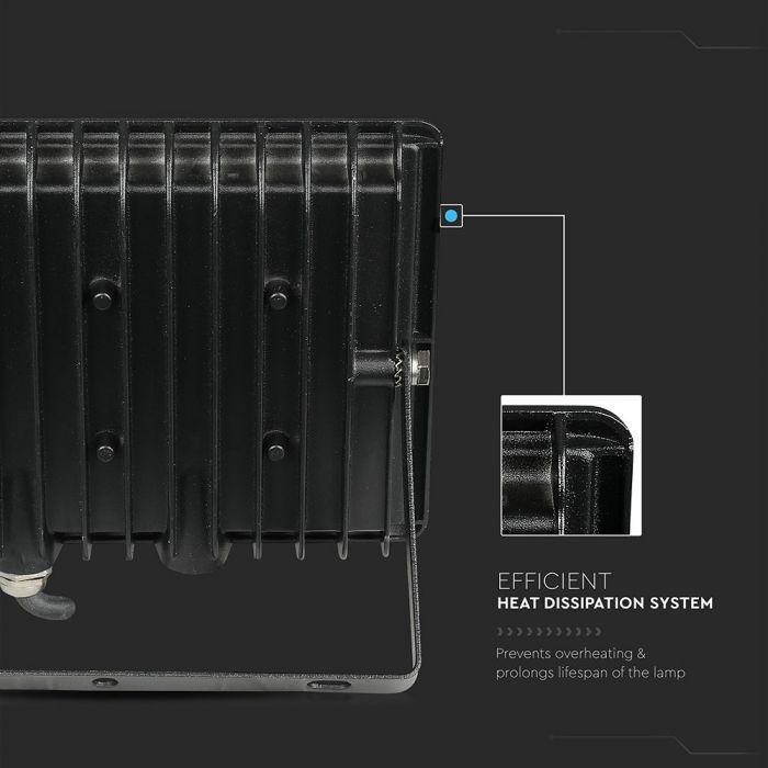 207340262_svetodiodnyj-prozhektor-v-tac